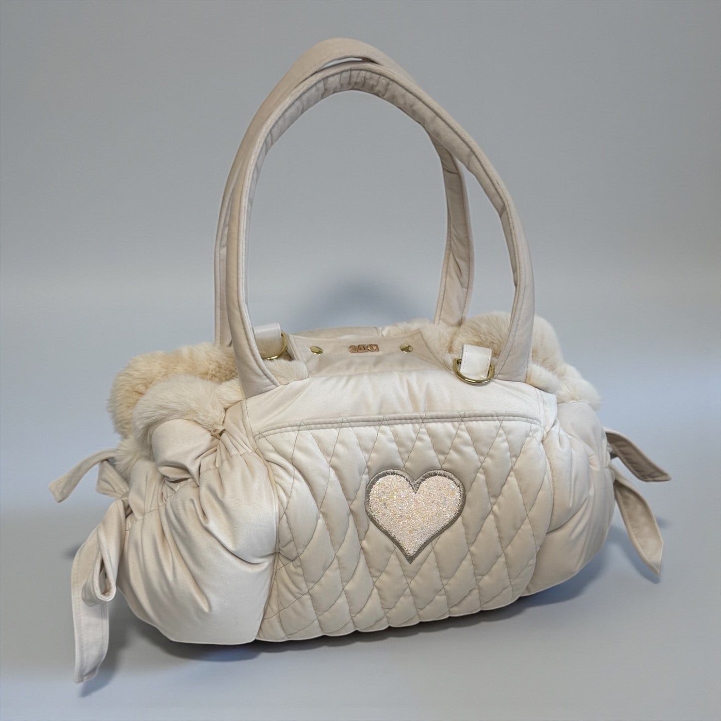 Sac pour chien de luxe Stella en velours crème - Heart édition