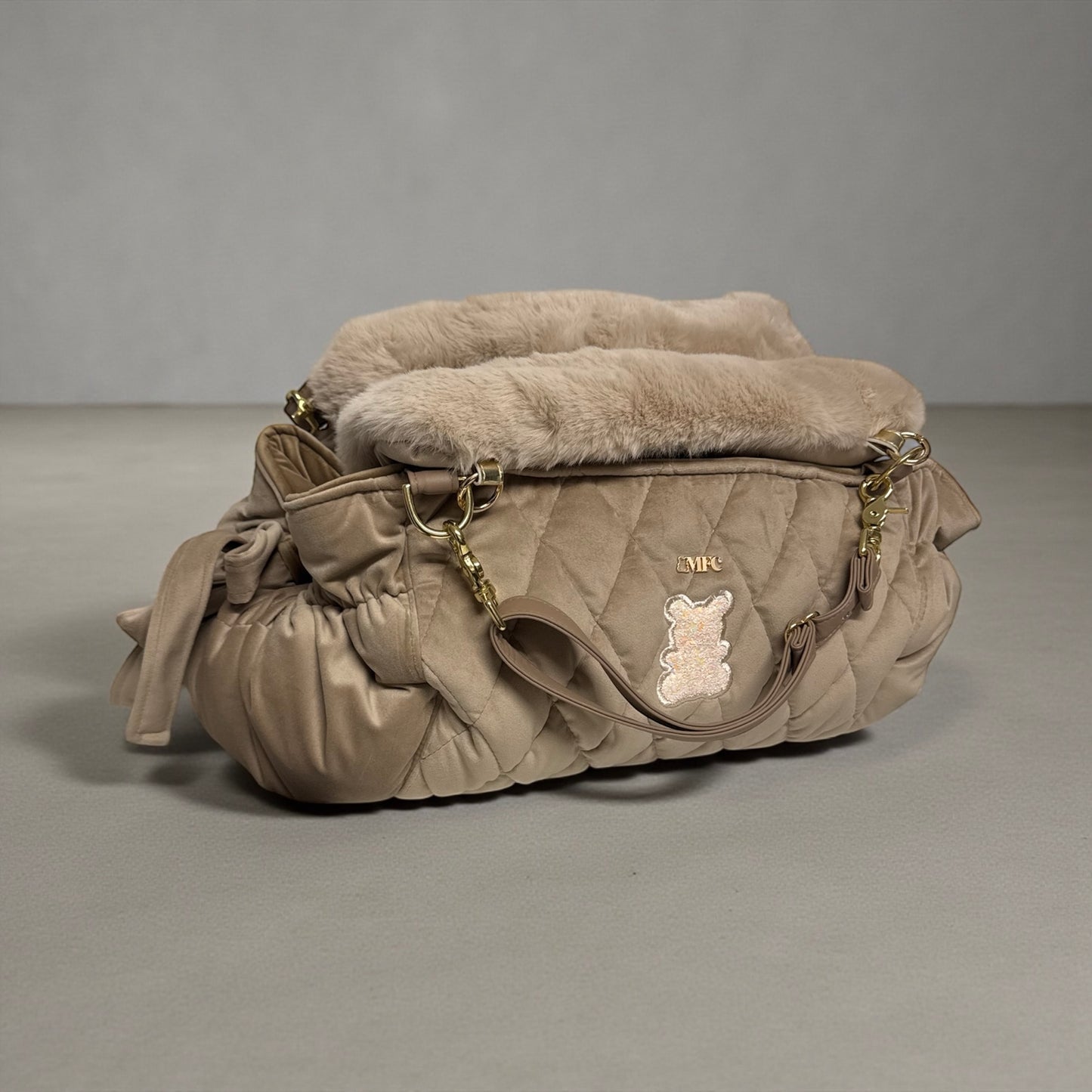 Stella dog carrier bag in quilted beige velvet
