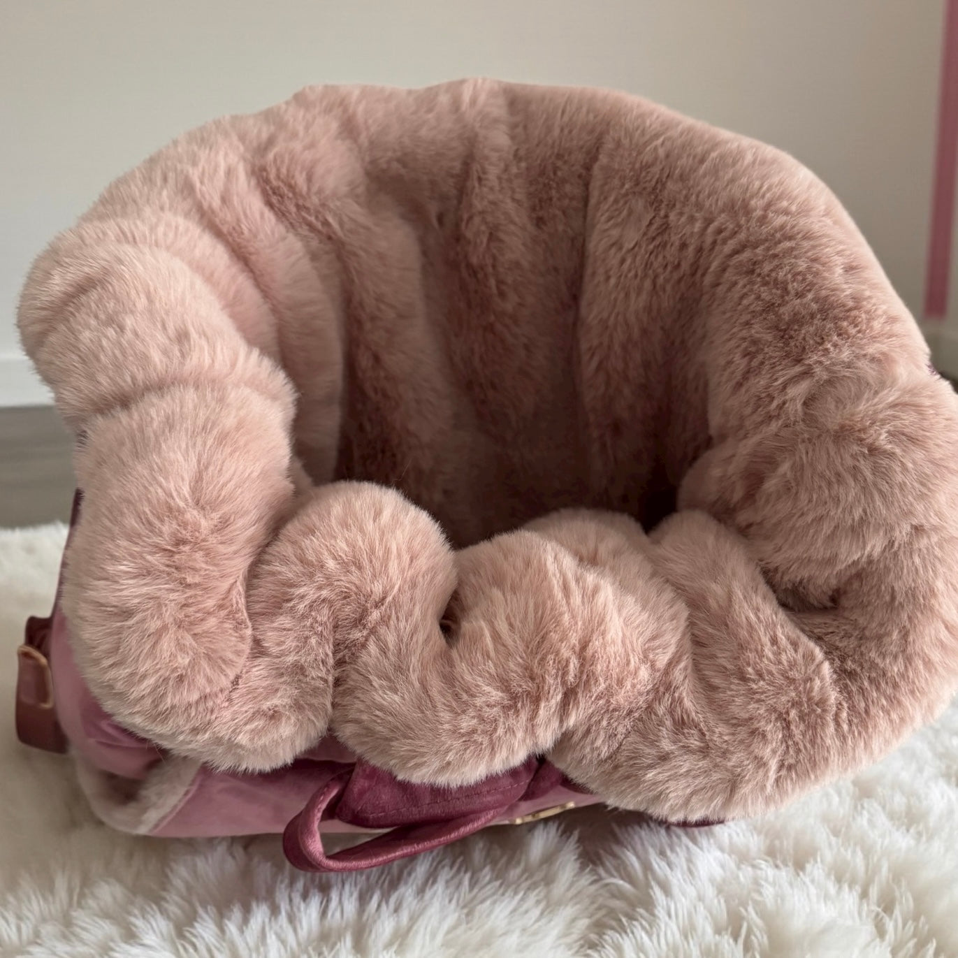 Sac de transport pour chien ventral en velours rose